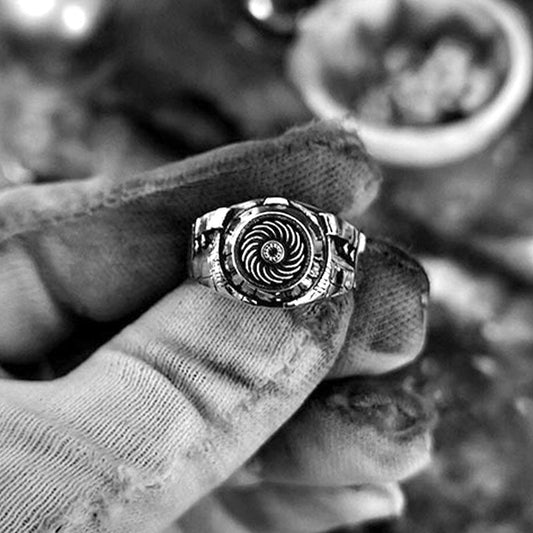 Men's Retro Mecha Metal Ring with Turnable Gear