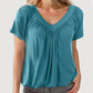 Camisetas casuales de verano para mujer Dokotoo de manga corta con cuello en V - Ajuste holgado y cómodo con fruncido.