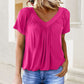 Camisetas casuales de verano para mujer Dokotoo de manga corta con cuello en V - Ajuste holgado y cómodo con fruncido.