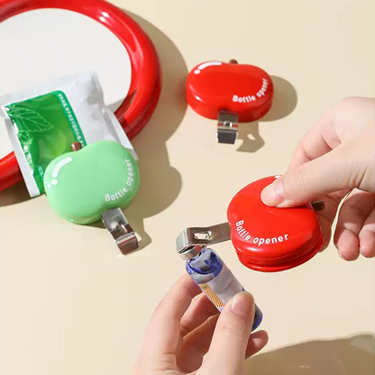 🍎compra 1 y llévate 1 gratisAbrebotellas Multifuncional en Forma de Manzana con Clip para Bocadillos – Imán para Refrigerador y Portátil🍾